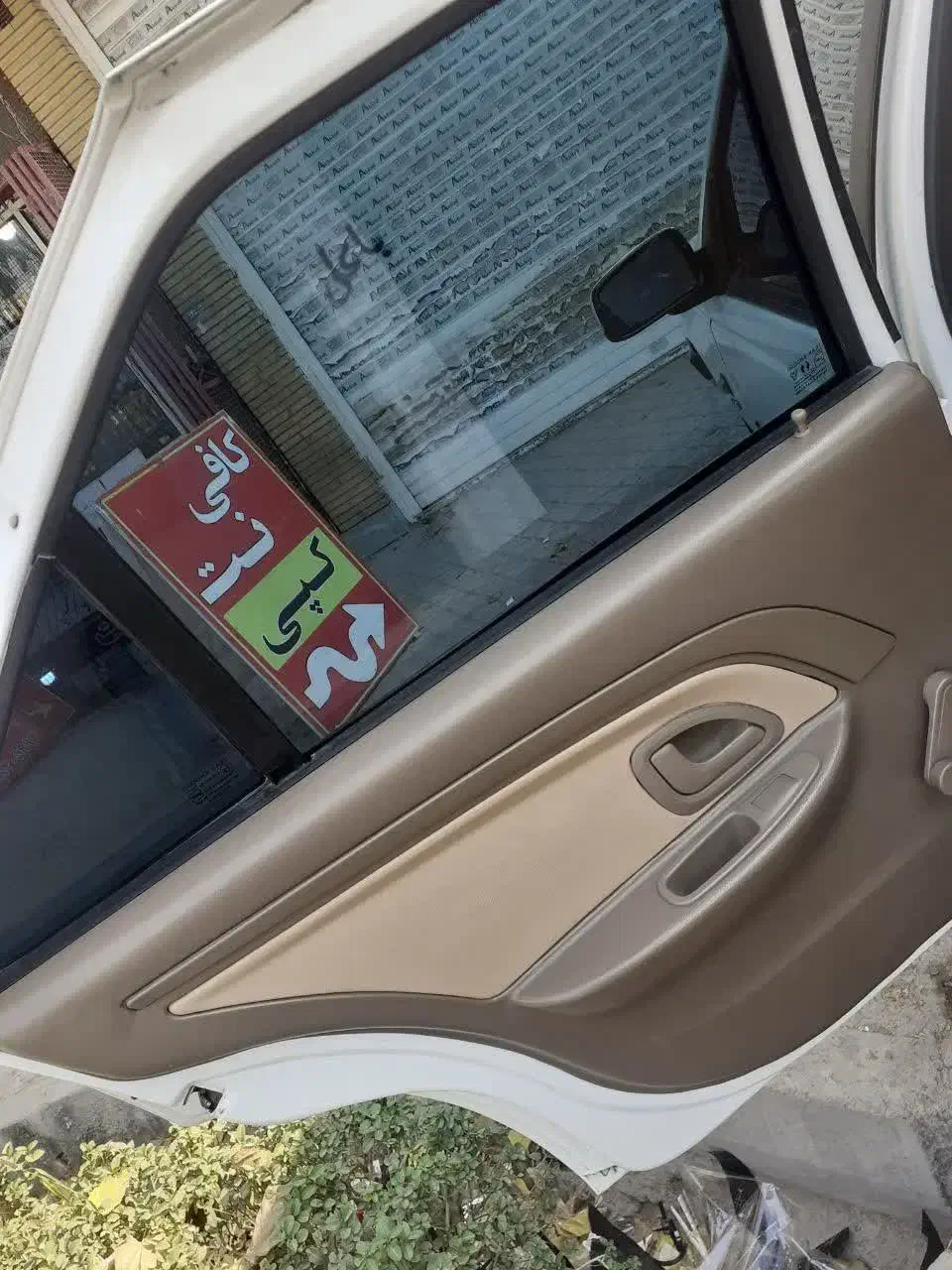 شیشه دودی ضدخش جنس خوب با قیمت مناسب|قطعات یدکی و لوازم جانبی|ابریشم, |دیوار