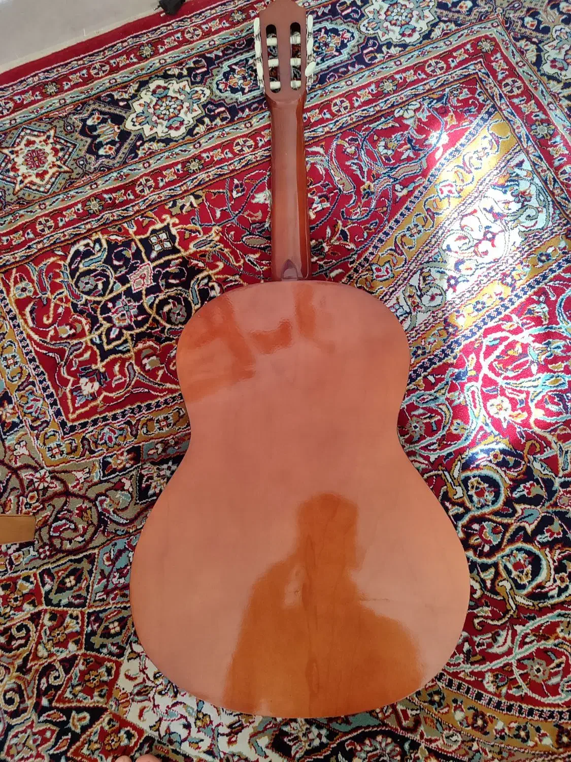 گیتار|گیتار، بیس، امپلیفایر|اراک, |دیوار