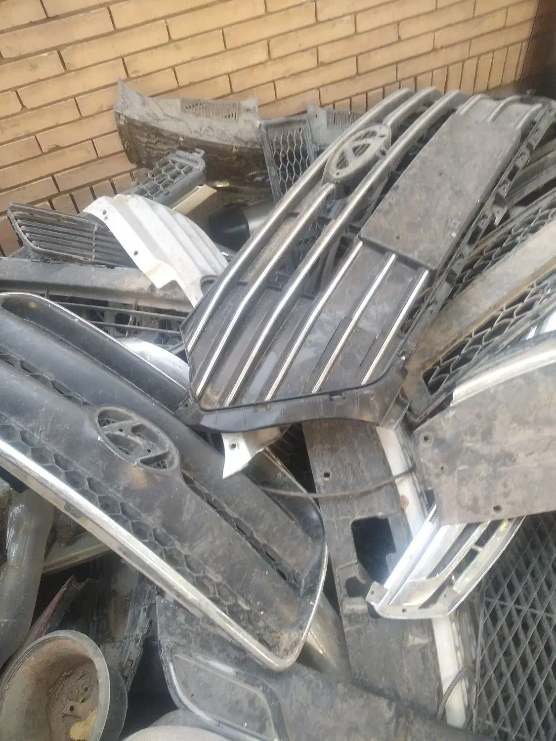 قطعات استوک بدنه ماشینهای چینی و..|قطعات یدکی و لوازم جانبی|کرمان, |دیوار