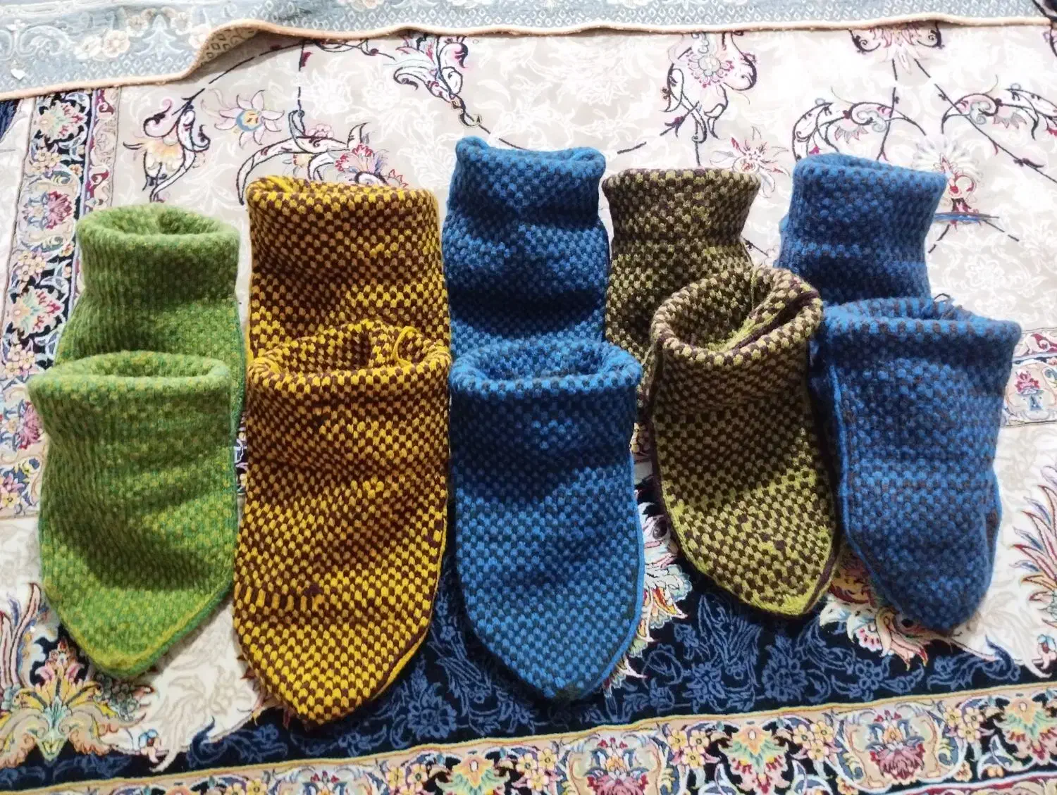 جواربین (جوراب)|لباس|مهاباد (آذربایجان غربی), |دیوار