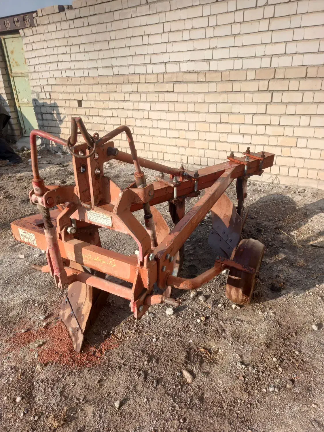 گاوآهن بوکان|ماشینآلات صنعتی|خسروشاه, |دیوار