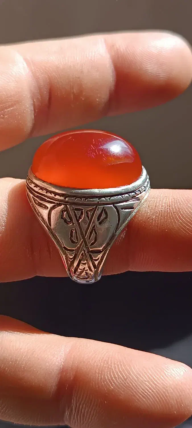 انگشتر عقیق کهنه سرخ|جواهرات|تهران, نعمتآباد|دیوار