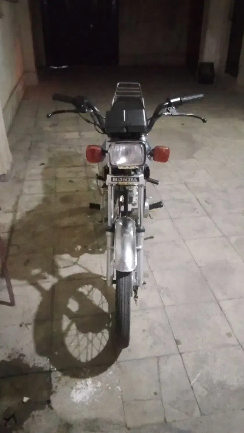 موتورهندا۱۲۵ مدل ۸۵مدارک تکمیل|موتورسیکلت|شهریار, شهرک وائین|دیوار
