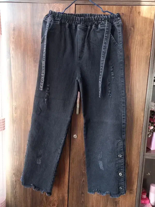 شلوار لی بچگانه|کفش و لباس بچه|اندیشه, شهرک مریم|دیوار