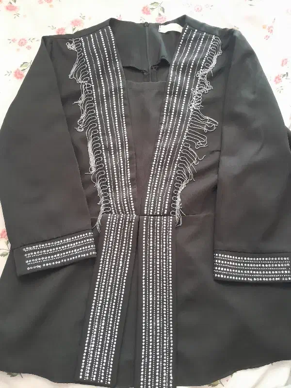 مانتو|لباس|فسا, |دیوار