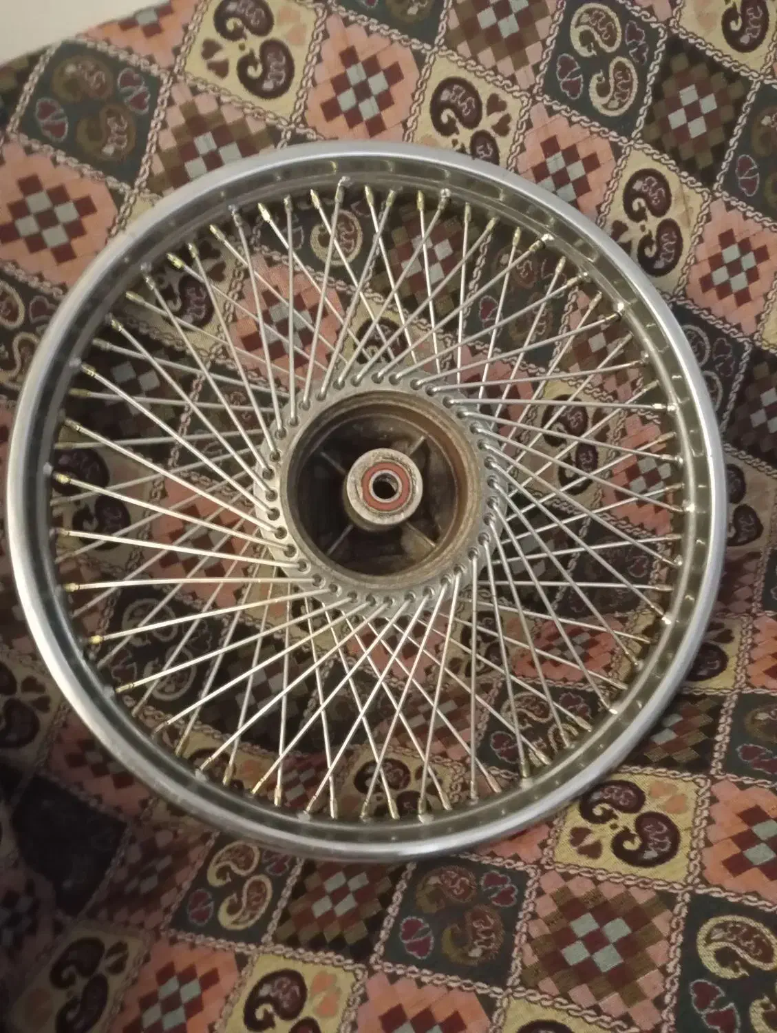 کله چراغ جی تی او ۷۲پر عقب نو|قطعات یدکی و لوازم جانبی|لاهیجان, لیالستان|دیوار