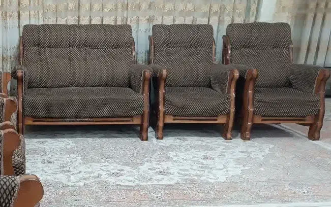 مبل ۸ نفره|مبلمان خانگی و میز عسلی|شاهین‌شهر, عطار|دیوار