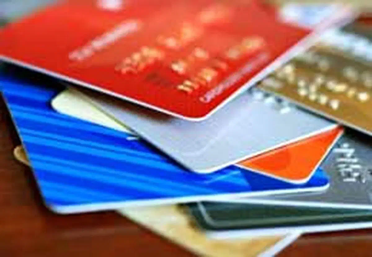 گمشدن مدارک|اشیا|ایلام, |دیوار