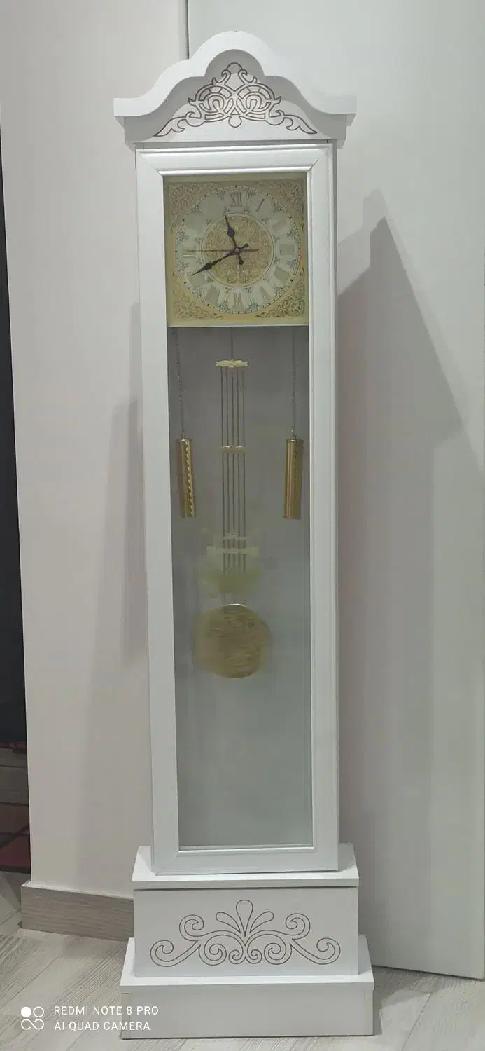 ویترین وساعت سفید|بوفه، ویترین، کنسول|رضوانشهر, |دیوار