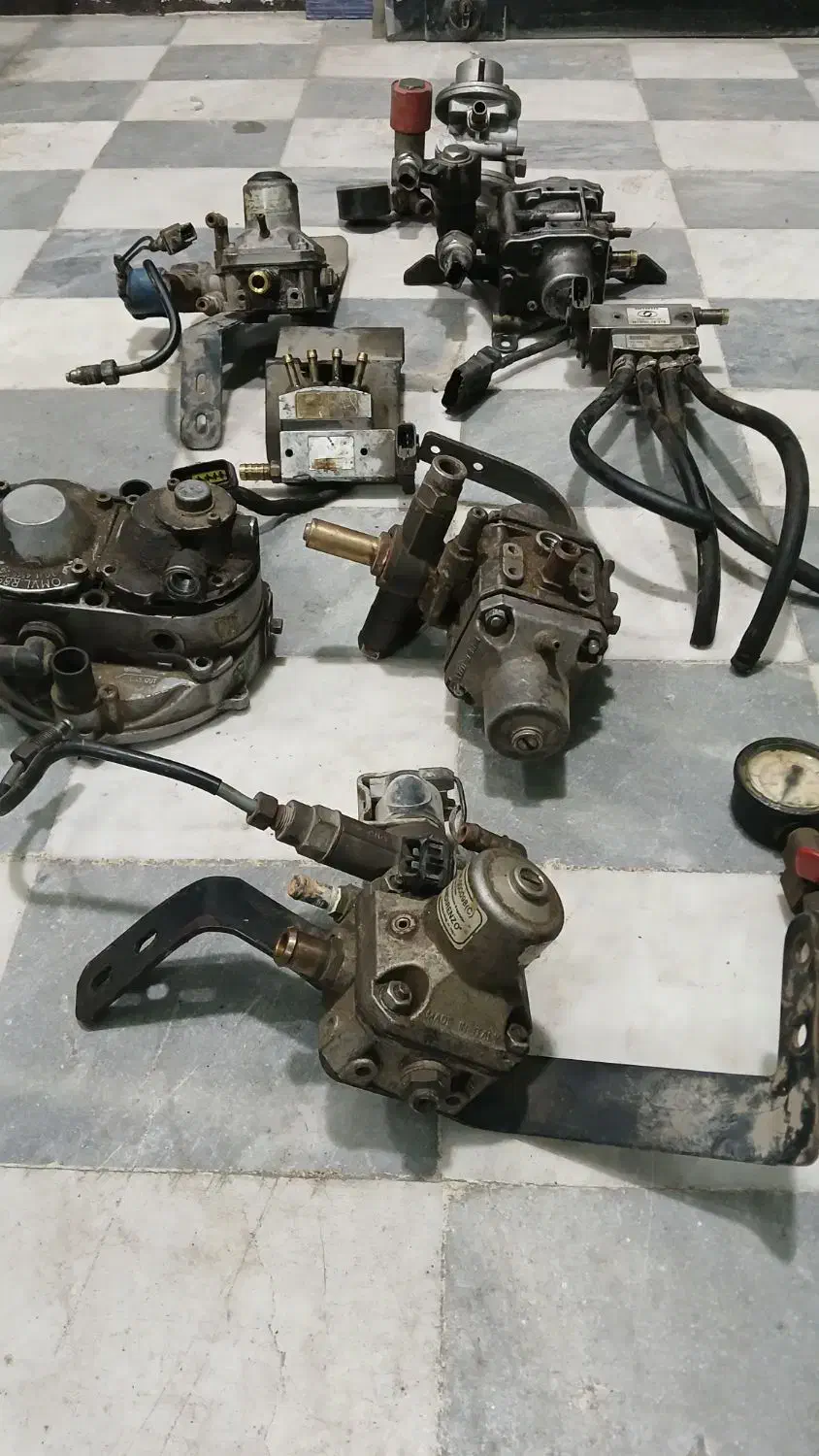 تعمیر وفروش قطعات سی ان جی|خدمات موتور و ماشین|شاهین‌شهر, فردوسی|دیوار