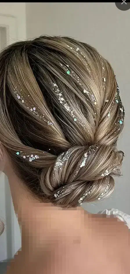 میکاپ و شنیون ۷۰۰ با بهترین متریال|خدمات آرایشگری و زیبایی|دورود, |دیوار