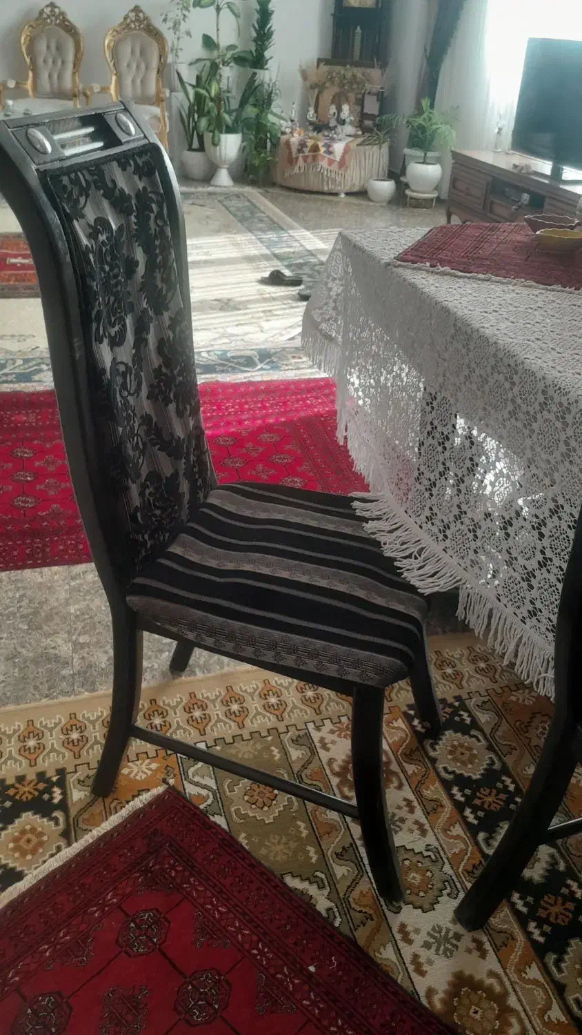 میزنهارخوری ۸نفره چوب عالی ۴میلیون وپانصد|میز و صندلی غذاخوری|تربت جام, مطهری|دیوار