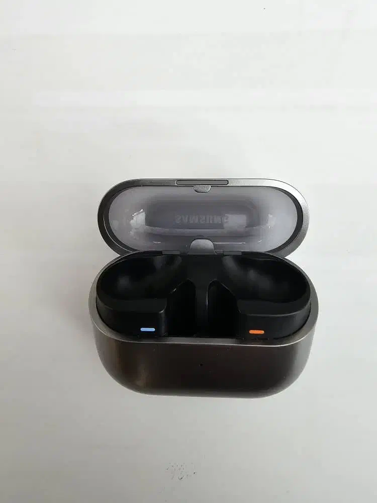 کیس بادز پرو ۳ سامسونگ نقره ای|لوازم جانبی موبایل و تبلت|تهران, مرزداران|دیوار