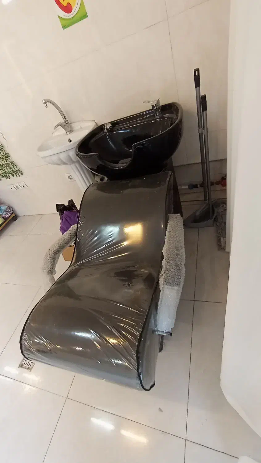 لوازم تجهیزات سالن زیبایی بانوان|آرایشگاه و سالن‌های زیبایی|قم, پردیسان|دیوار