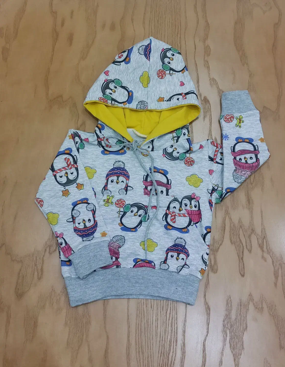 تعدادی لباس بچگانه تا ۳ سال|کفش و لباس بچه|رشت, جهاد|دیوار