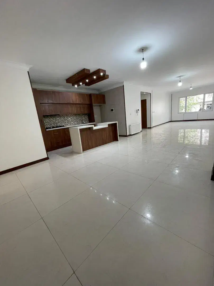 ۱۲۵متر / ۲خواب /فول امکانات /۴ساله/همسایه آفتاب