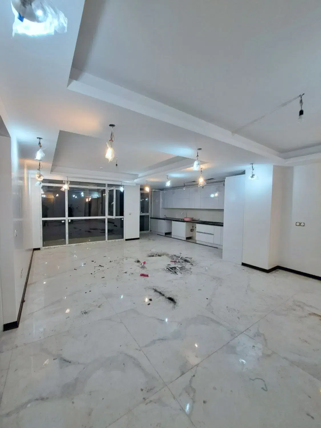 ۱۲۵متری/سه خواب/کلیدنخورده|فروش آپارتمان|رودهن, |دیوار