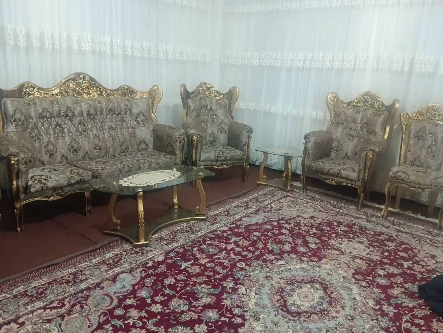 مبل سلطنتی با چوب گردو سالم|مبلمان خانگی و میز عسلی|میاندوآب, |دیوار