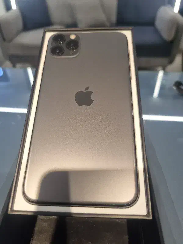 فروش آیفون ۱۱ پرومکس دوسیم در حد نو|موبایل|مشهد, بهشت|دیوار