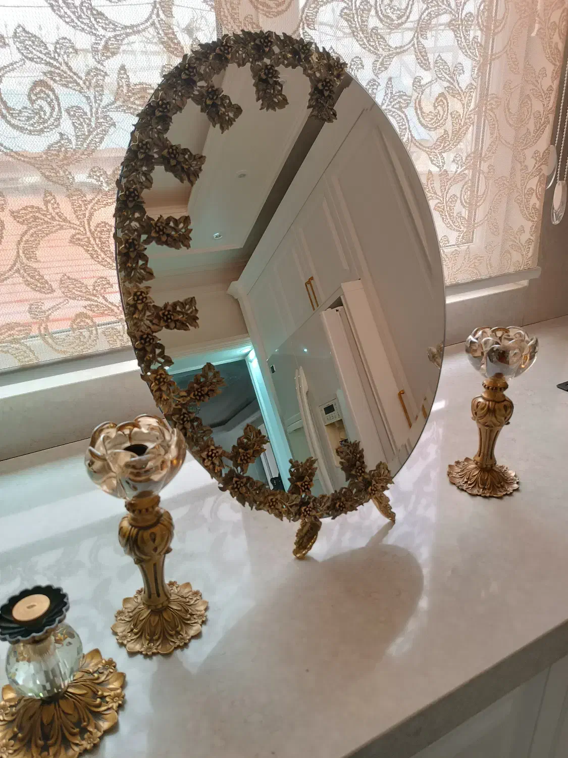 آینه شمعدان برنز|آینه|اندیشه, اندیشه فاز ۳|دیوار