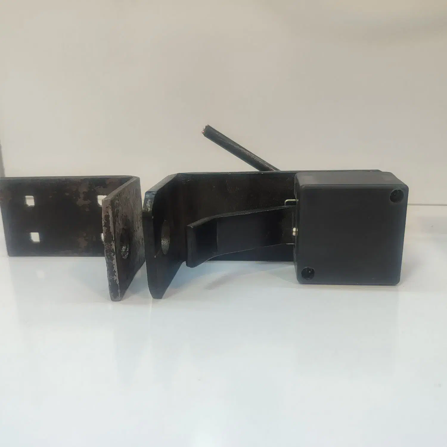 جا قفلی برقی|خدمات پیشه و مهارت|اصفهان, گرکان|دیوار