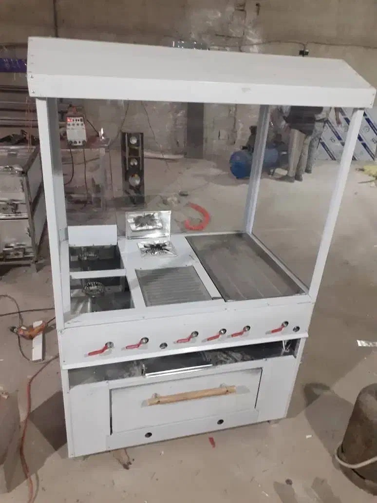 فرساندویج زیر پیتزا و ساده از تولید به مصرف|کافی‌شاپ و رستوران|تهران, نعمت‌آباد|دیوار