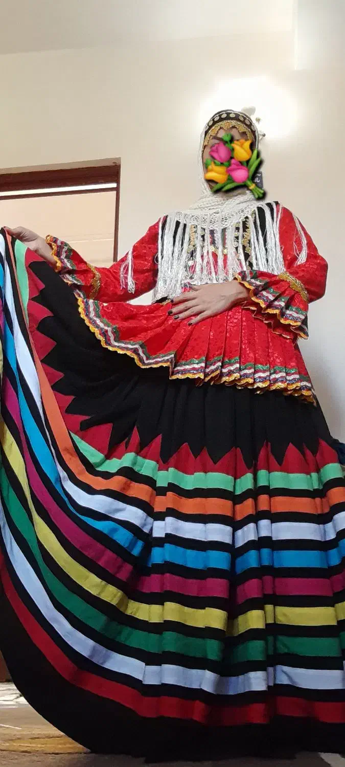 دوخت لباس محلی|لباس|واجارگاه, |دیوار