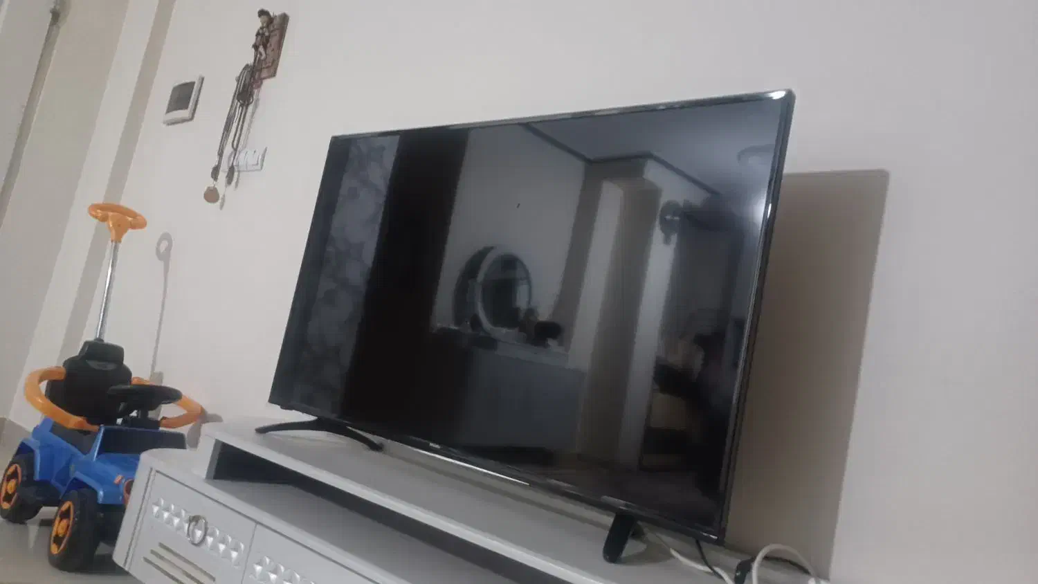 تلوزیون پنل سوخته ۴۹ اینج مجیک|تلویزیون و پروژکتور|بومهن, |دیوار