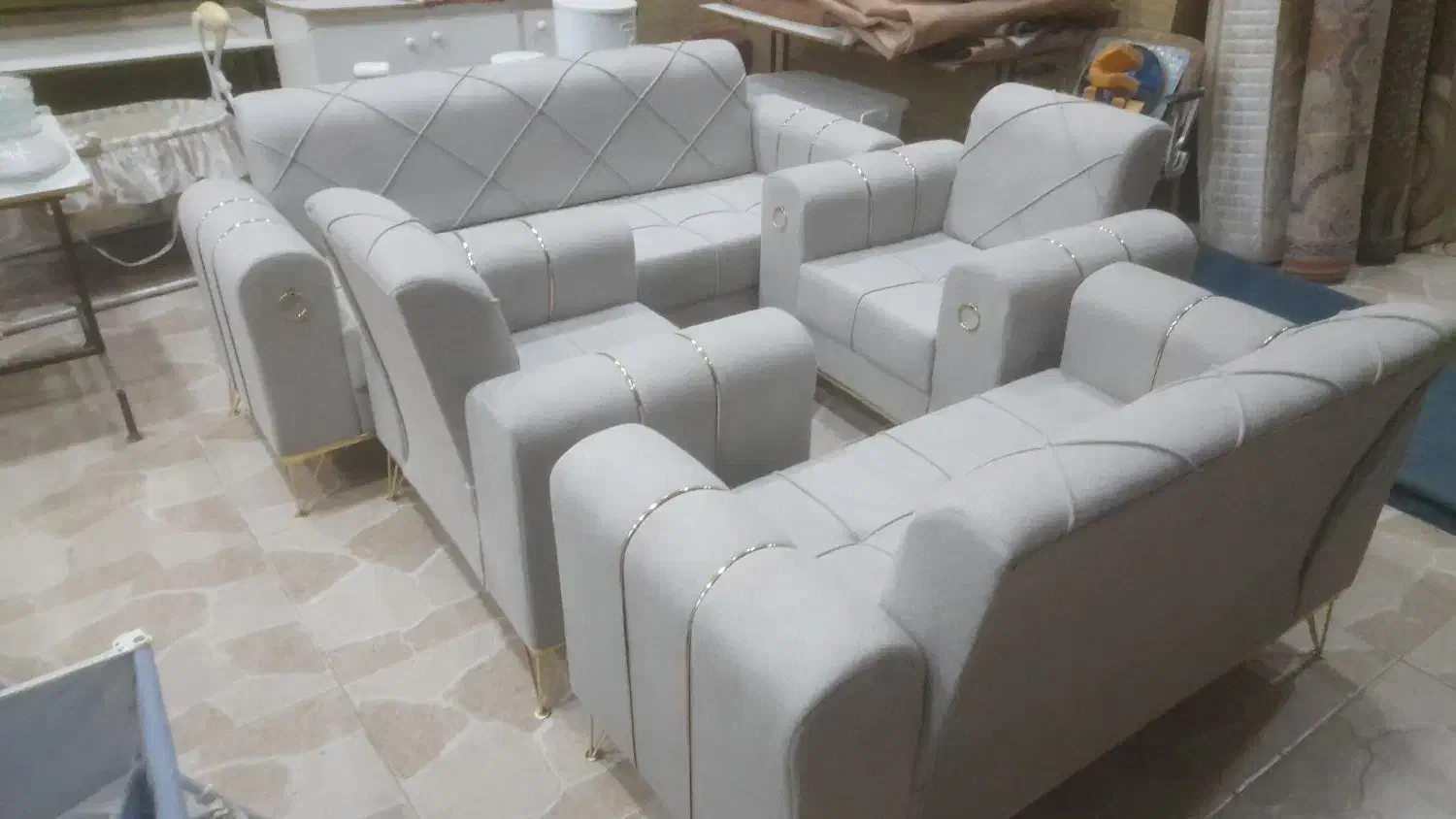 مبل ۷نفره مدل راحتی صفر قیمت مناسب|مبلمان خانگی و میز عسلی|سردشت, |دیوار