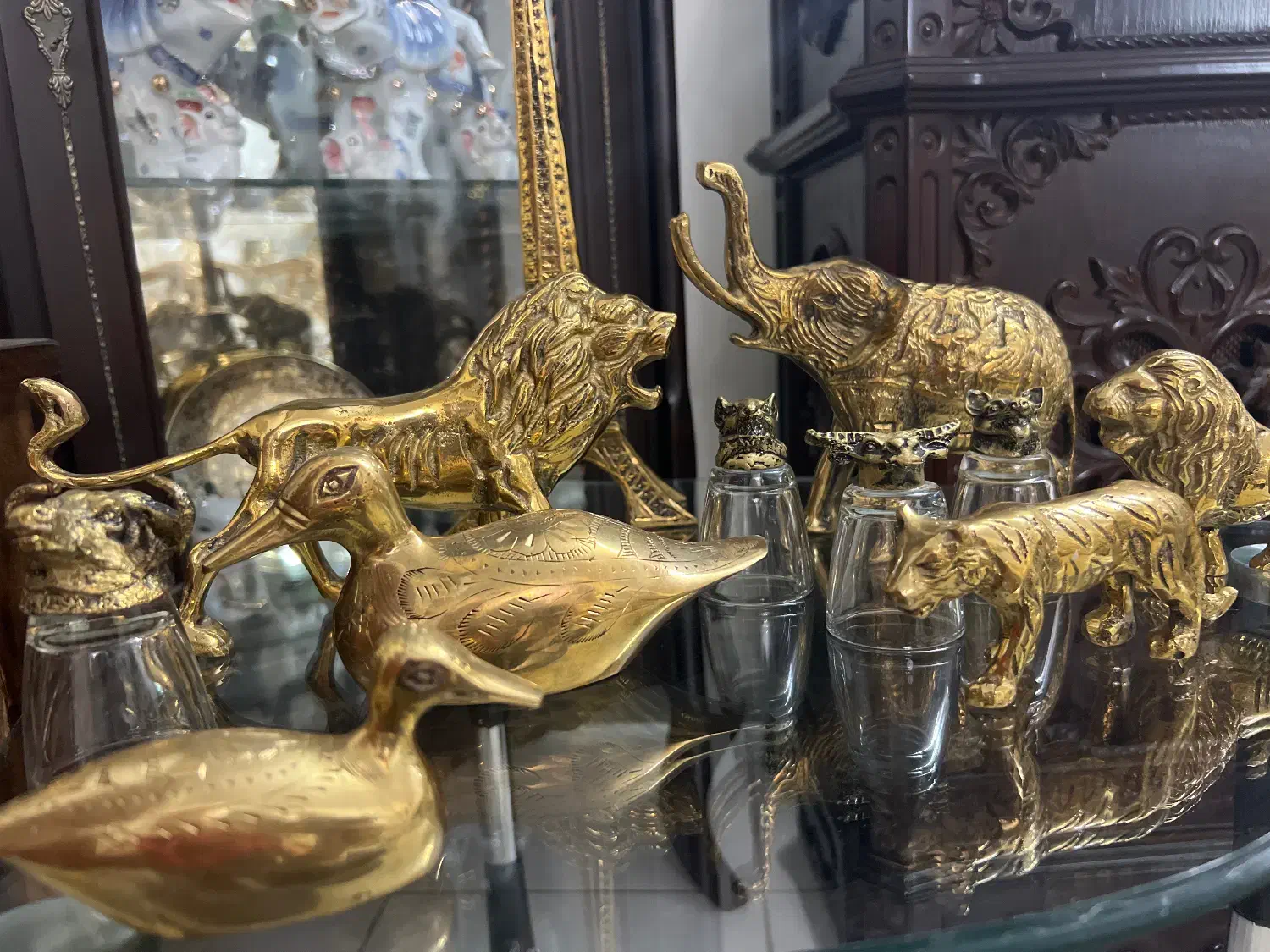 تزیینی دکوری‌مجسمه شیر ببربرج ایفل برنزبرنجی خارجی|مجسمه، تندیس، ماکت|تهران, یاخجی آباد|دیوار