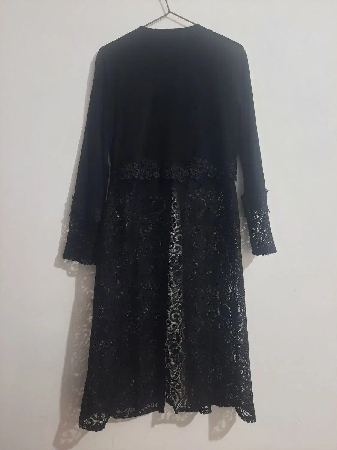 مانتو مجلسی زنانه|لباس|تربت جام, تیپ ۳۸ زرهی تربت جام|دیوار