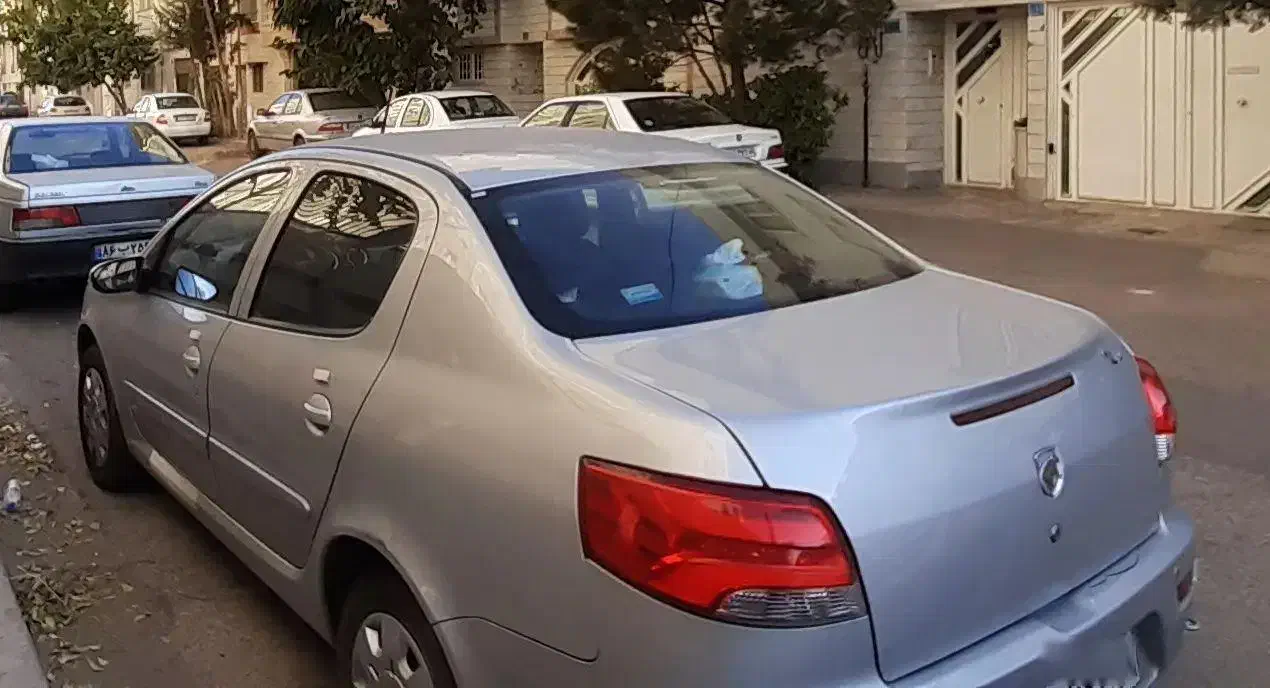 رانا پلاس سقف فلز ۱۴۰۲ کم کار|خودرو سواری و وانت|قزوین, |دیوار