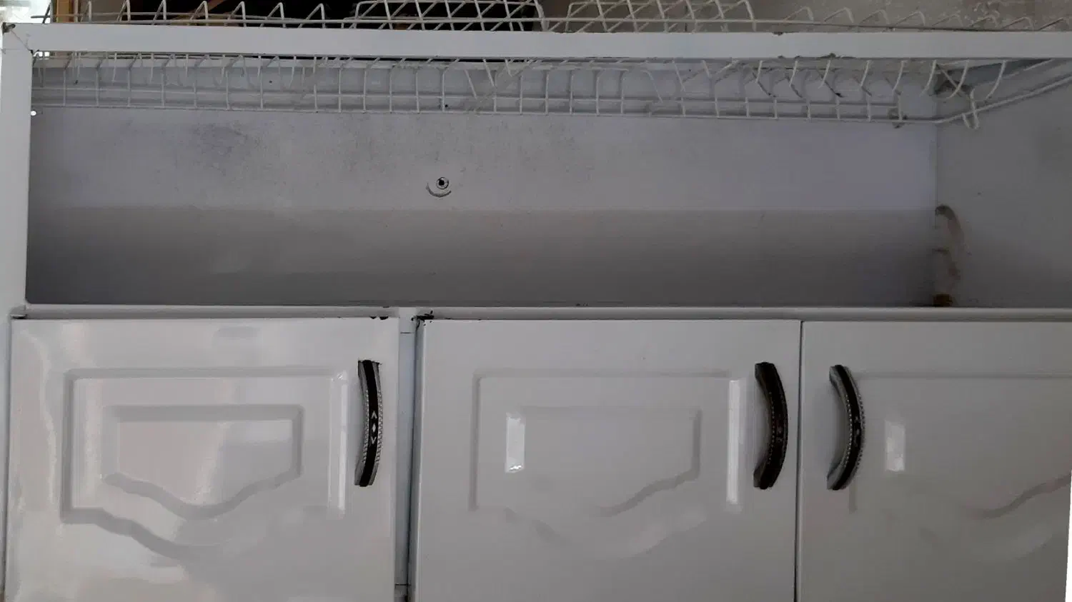 آبچکان ۳ درب|آب‌چکان و نظم‌دهنده ظروف|دورود, |دیوار