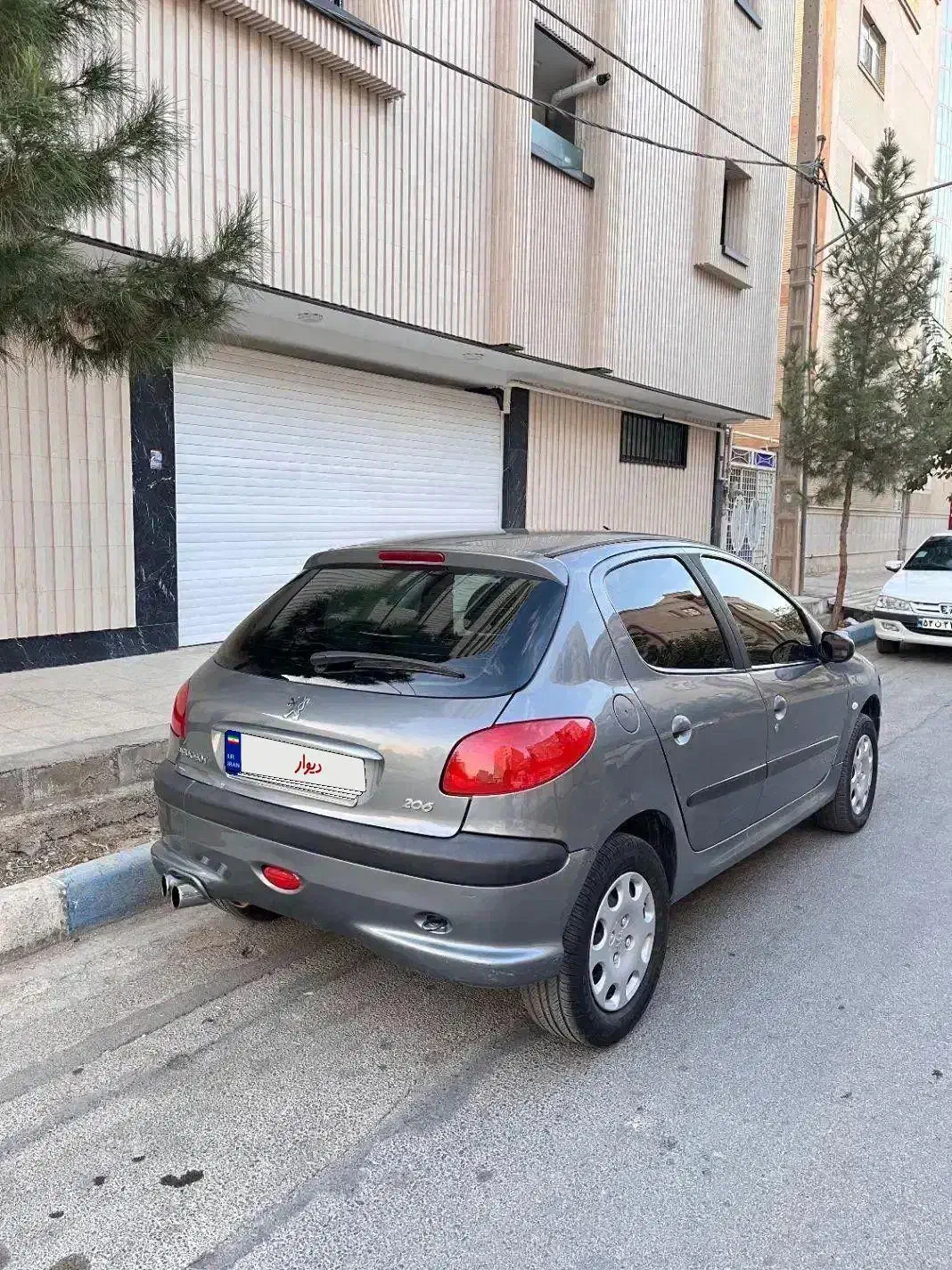 پژو ۲۰۶ تیپ۳ مدل ۸۹ فول|خودرو سواری و وانت|شاهینشهر, شهرک میلاد|دیوار