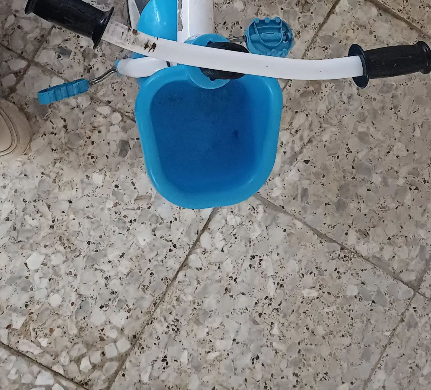 سه چرخه مناسب سه تا ۵ سال|اسباببازی بچه|رشت, کوی حسینی|دیوار