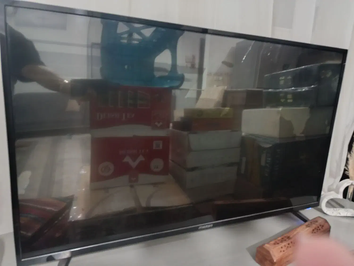 تلویزیون43اینچ|تلویزیون و پروژکتور|رباط‌کریم, رباط‌کریم|دیوار