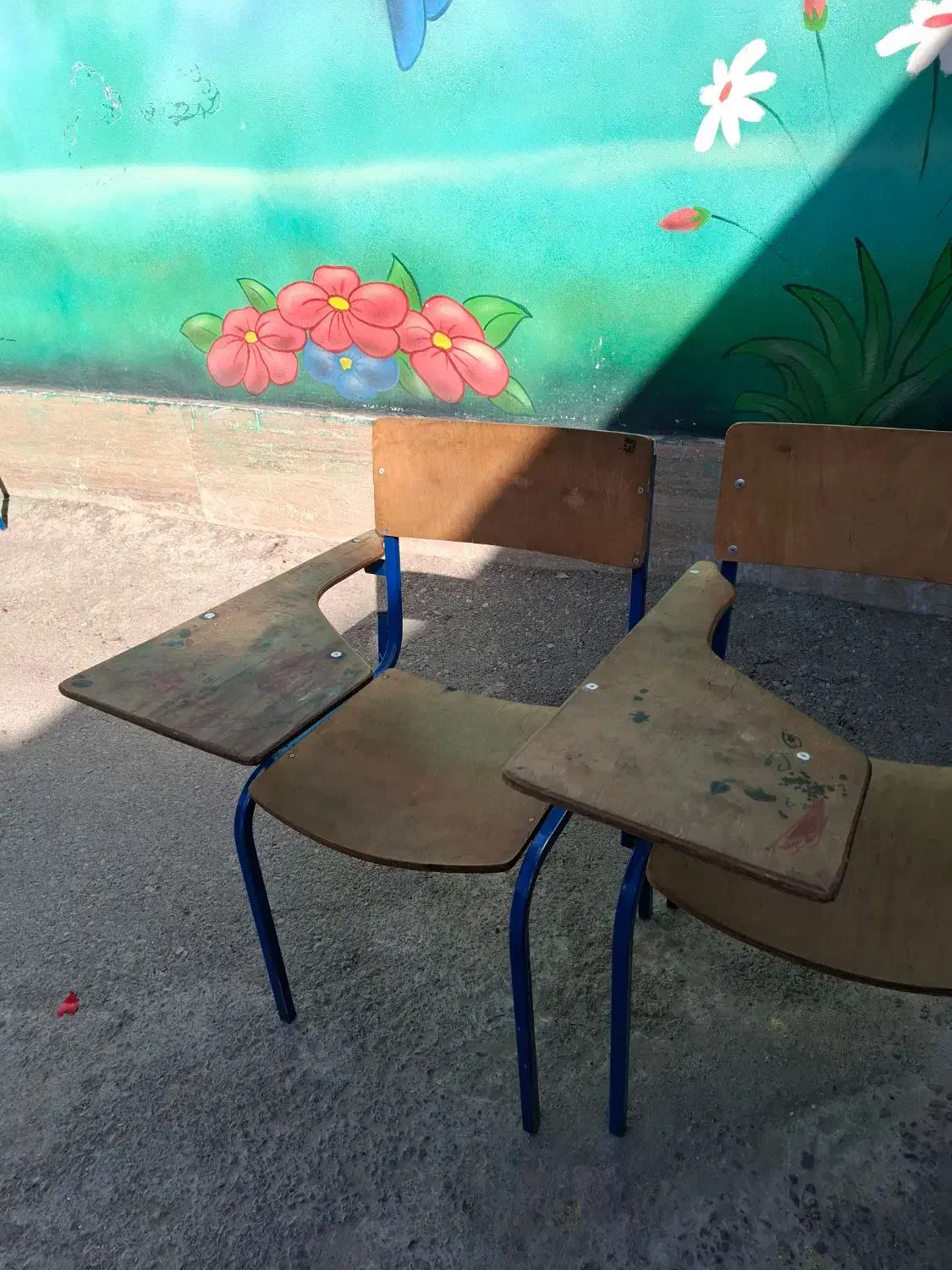 صندلی دانشجویی|صندلی و نیمکت|وحیدیه, |دیوار