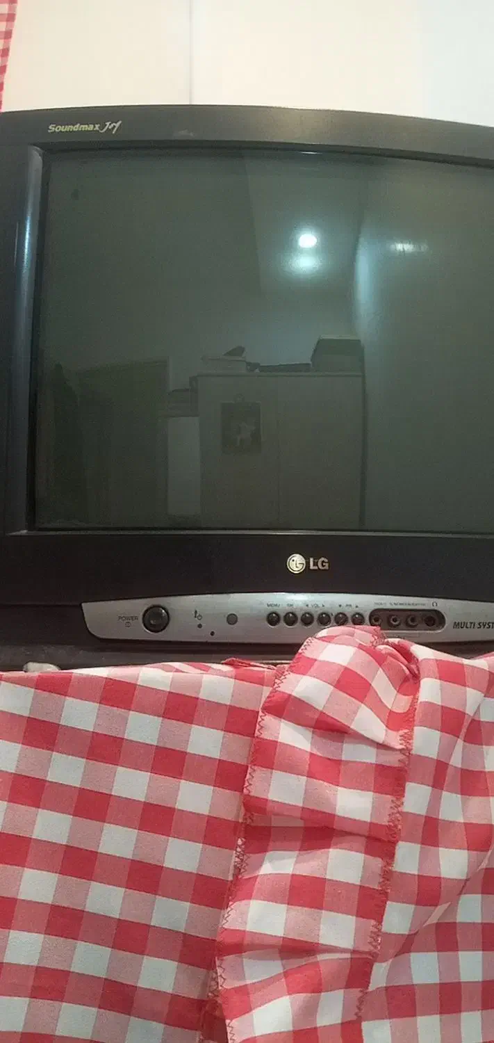 تلویزیون ال جی|تلویزیون و پروژکتور|رشت, گلزاران|دیوار