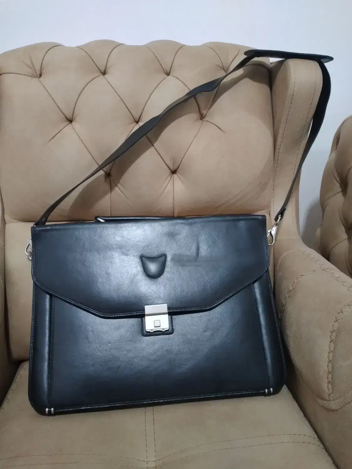 کیف اداری دانشجویی|کیف، کفش، کمربند|رشت, یخسازی|دیوار