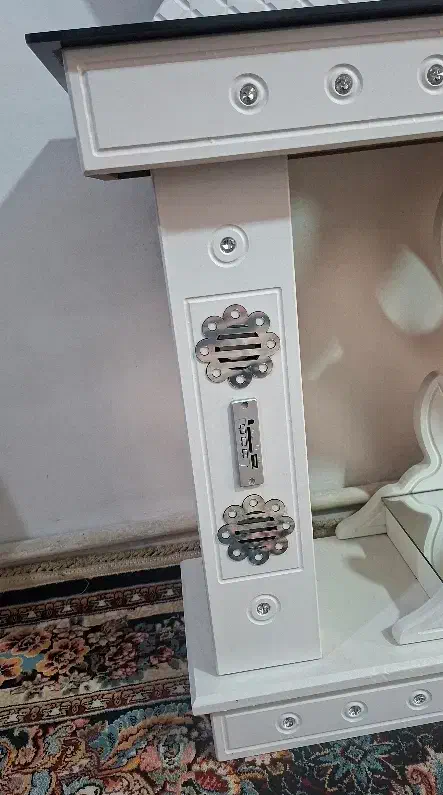 آیینه و کنسول و موزیکال|بوفه، ویترین، کنسول|قدس, شهر‌قدس|دیوار