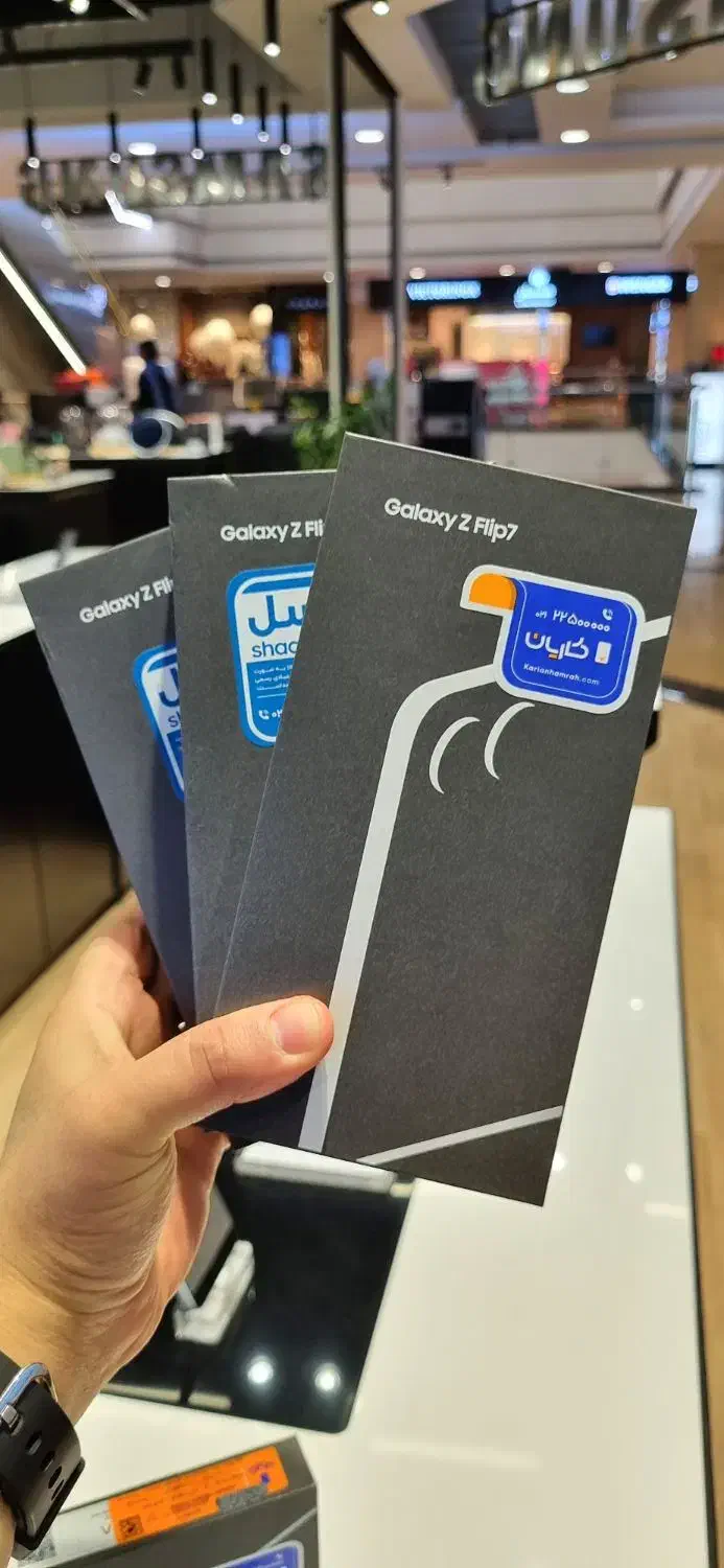 سامسونگ GALAXY Z FLIP 7 با گارانتی شرکتی|موبایل|تهران, فرمانیه|دیوار