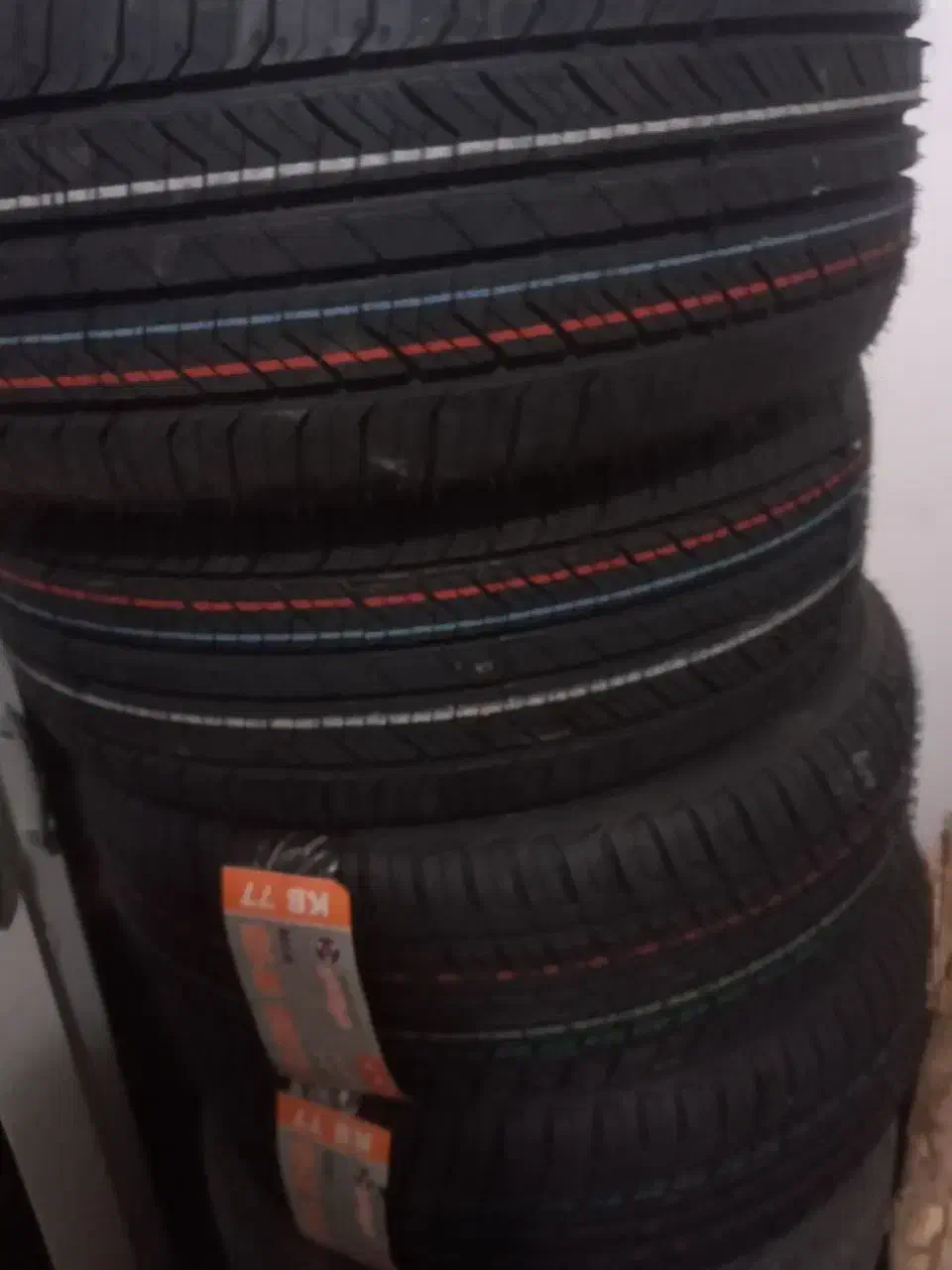 یک جفت لاستیک بارز205.60.14|قطعات یدکی و لوازم جانبی|نیشابور, شهرک فیروزه|دیوار