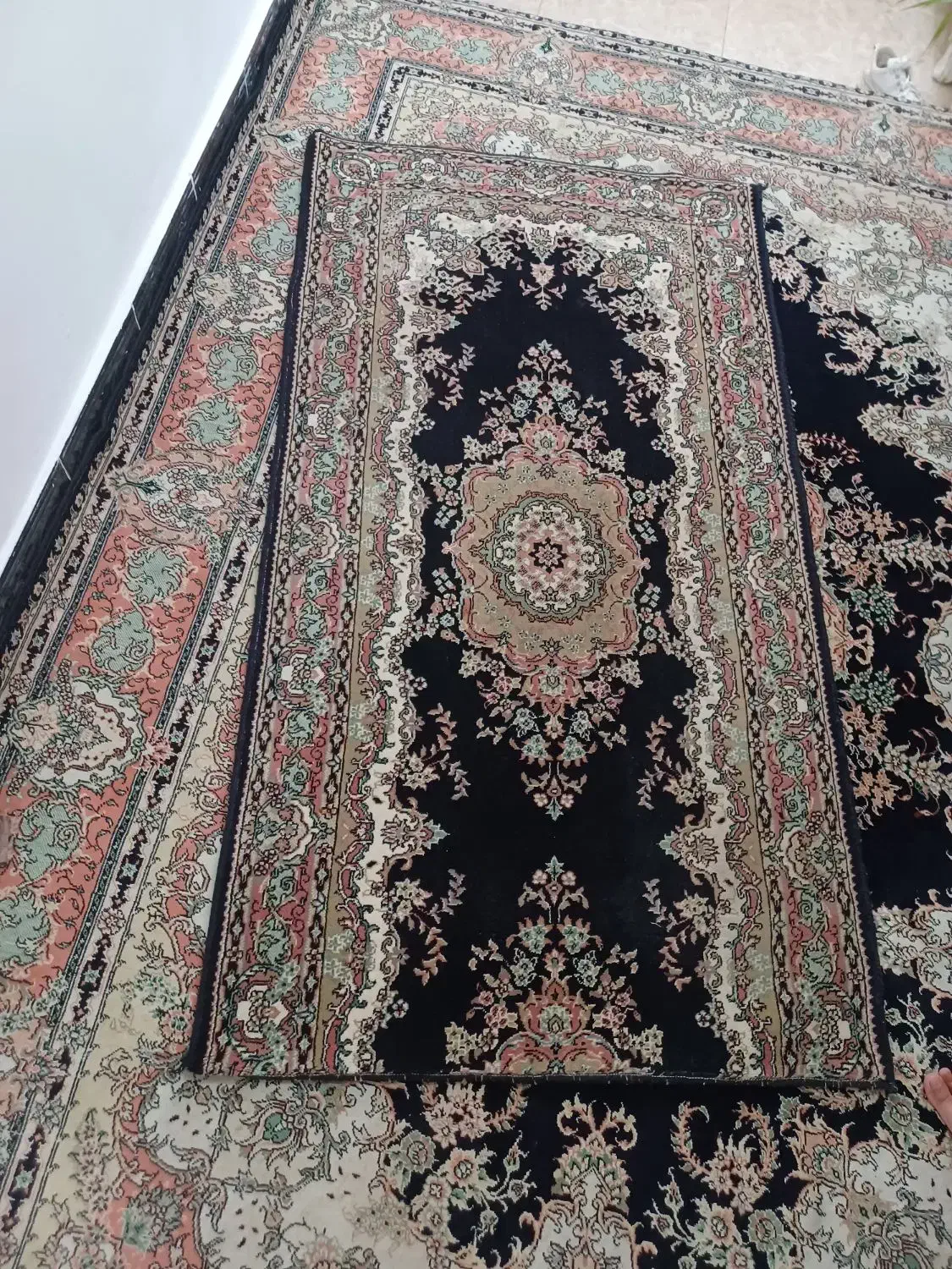 ۲عدد فرش ۶ متری ویک فرش ۳در۴ و کناره|فرش|ارومیه, |دیوار