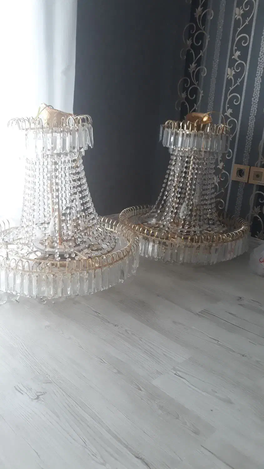 ۲ عدد لوستر سالنی بزرگ|لوستر و چراغ آویز|همدان, |دیوار