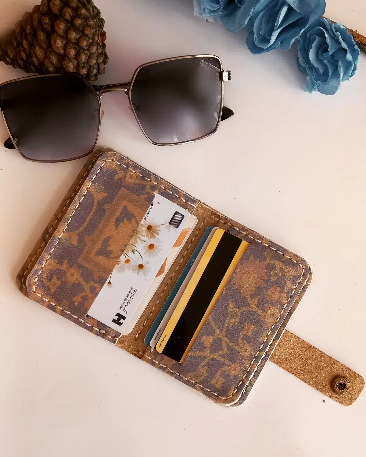 کیف کارت چرم طبیعی درجه یک با ظرفیت ۱۸تا۲۰ کارت|کیف، کفش، کمربند|ارسنجان, |دیوار