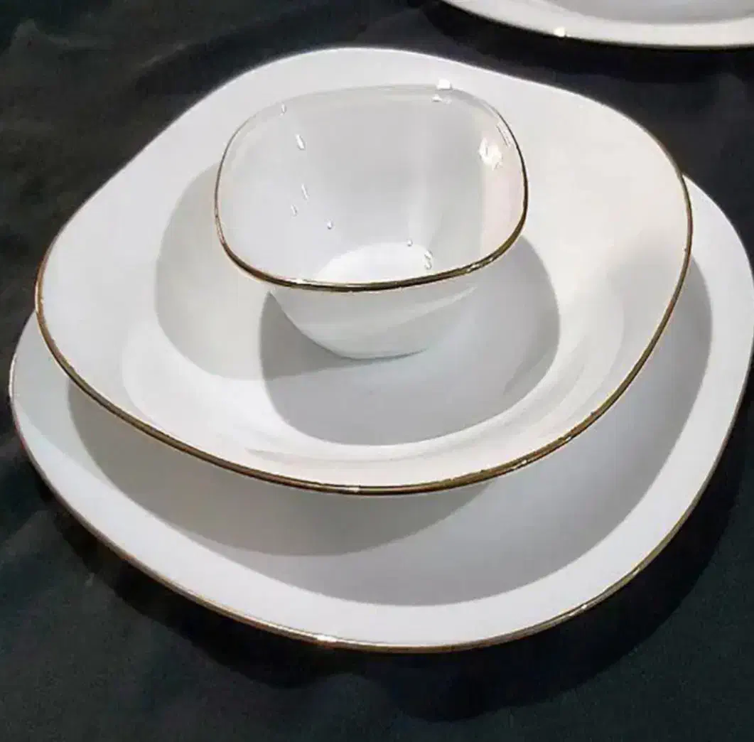 سرویس آرکوپال ۵۰ پارچه مربع لب طلا|ظروف سرو و پذیرایی|آباده, |دیوار