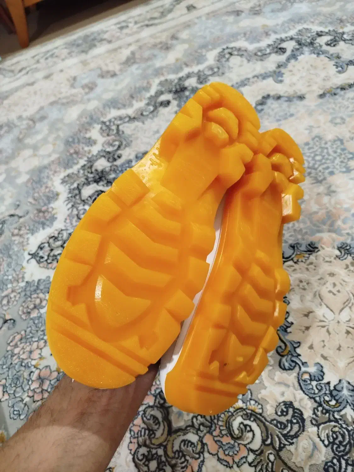 چکمه|کیف، کفش، کمربند|سرخنکلاته, |دیوار