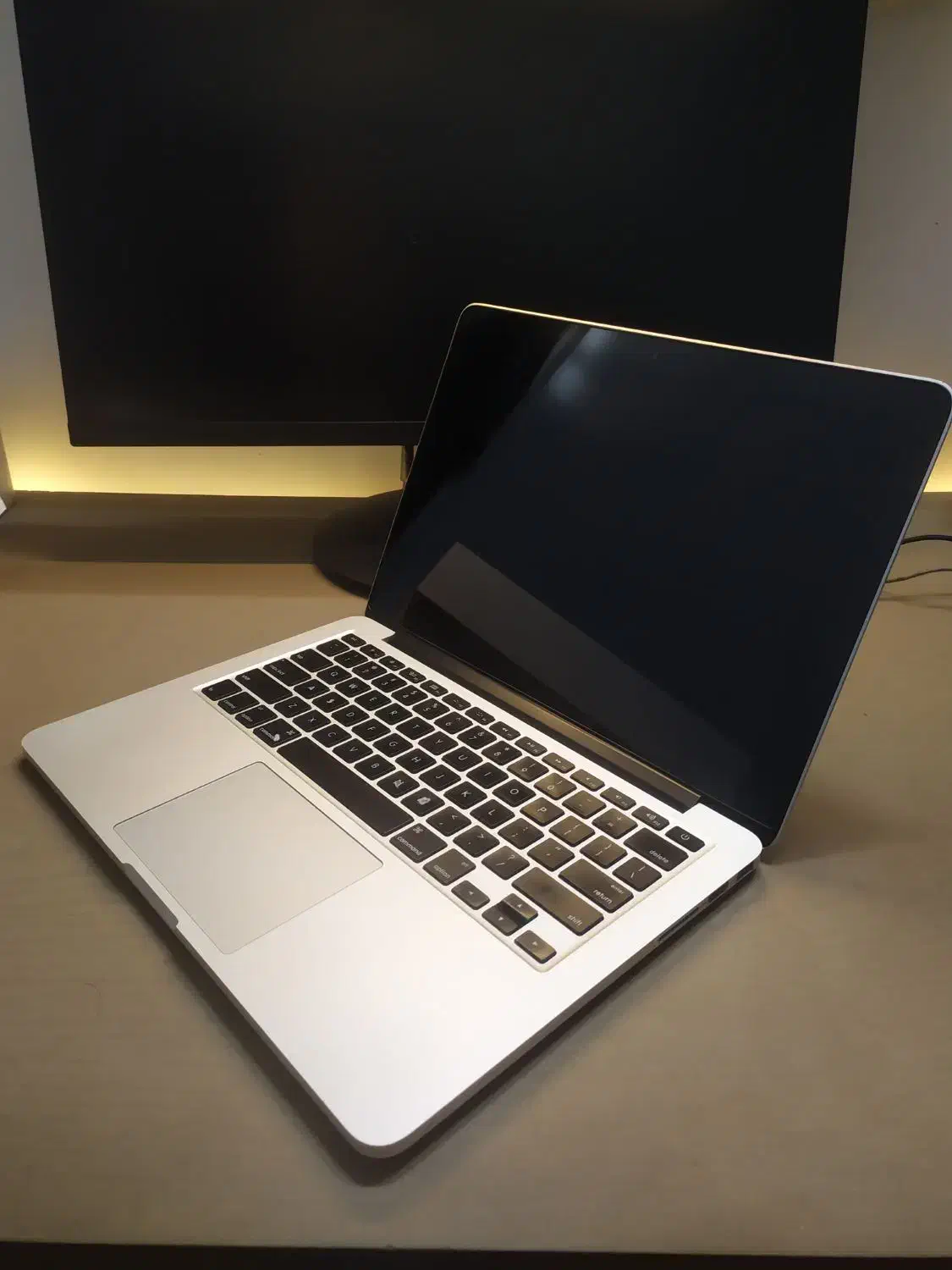 مک بوک پرو|رایانه همراه|زنجان, |دیوار