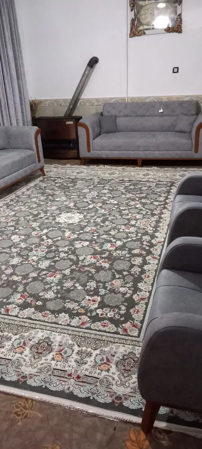 ۱تخته فرش ۱۲ متری مناسب جهیزیه|فرش|چناران, |دیوار