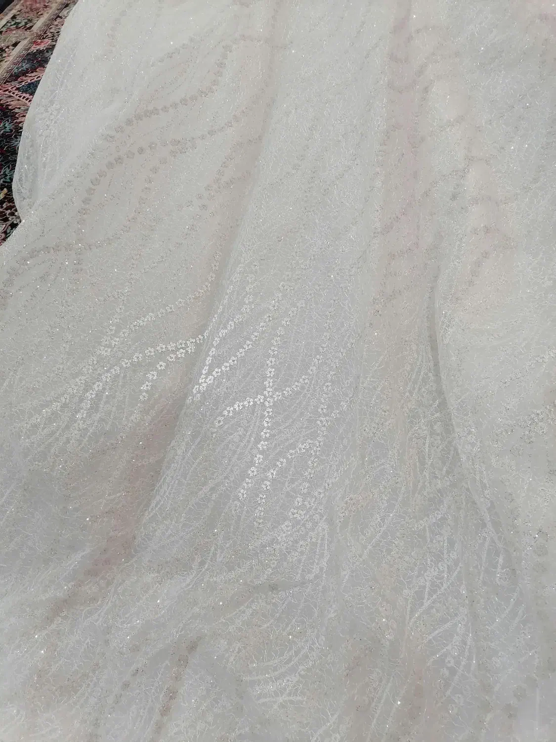 لباس عروس|لباس|طبس, |دیوار